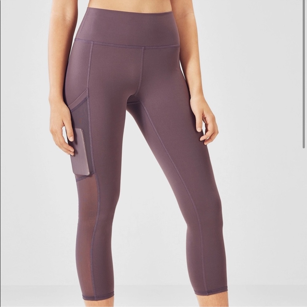 Fabletics Dusty Purple Mauve High Waist Mesh Side Pocket Crop Leggings Medium
